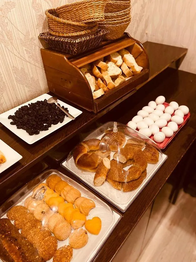 Adora Hotel Cafe & Restaurant Стамбул